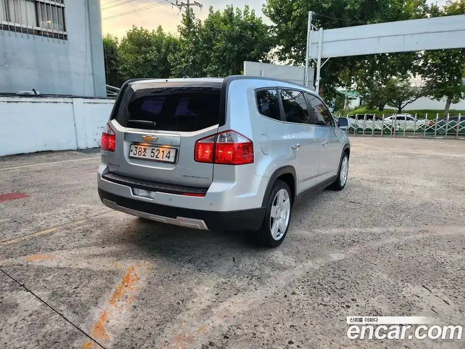 Chevrolet Orlando 2012 1.6 Автомат в Москве № 176031, фото 13