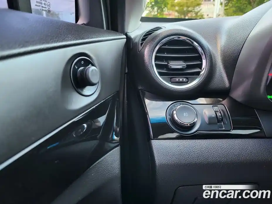 Chevrolet Orlando 2012 1.6 Автомат в Москве № 176031, фото 18