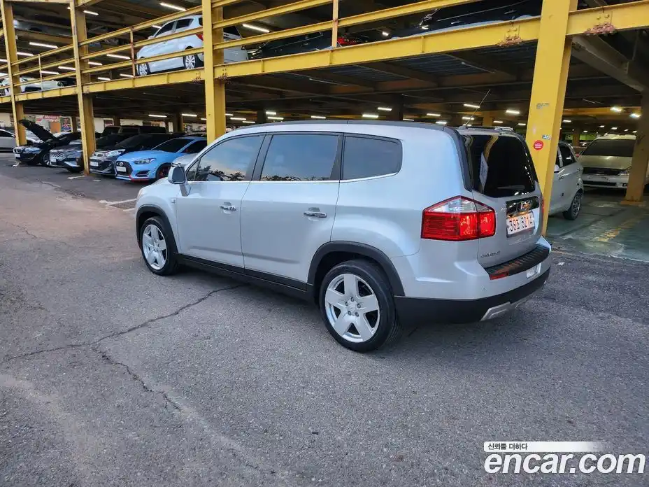 Chevrolet Orlando 2012 1.6 Автомат в Москве № 176031, фото 2
