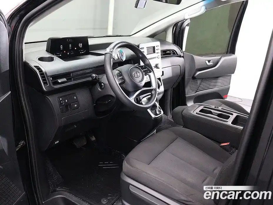 Hyundai Staria 2022 2.2 Автомат в Москве № 176814, фото 18