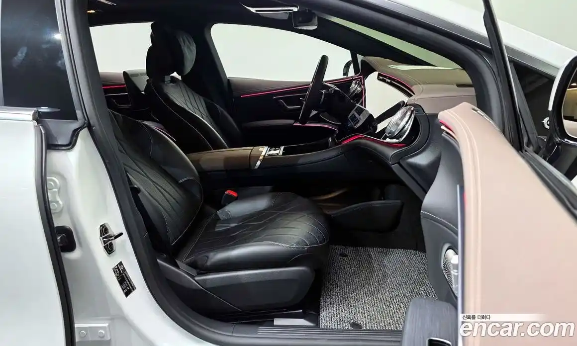 Mercedes-Benz EQS 2023 0.3 Автомат в Москве № 178999, фото 4