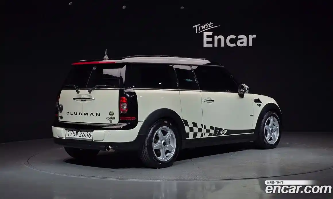 Mini Clubman 2009 1.6 Автомат в Москве № 179897, фото 17