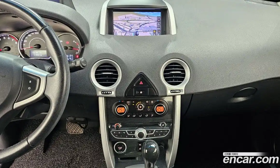 Renault QM5 2013 2.5 Автомат в Москве № 181425, фото 20