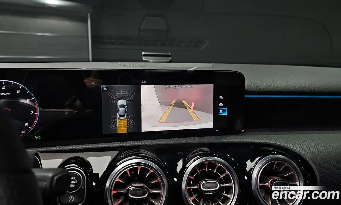 Mercedes-Benz A-Class 2022 2.0 Автомат в Москве № 183741, фото 3