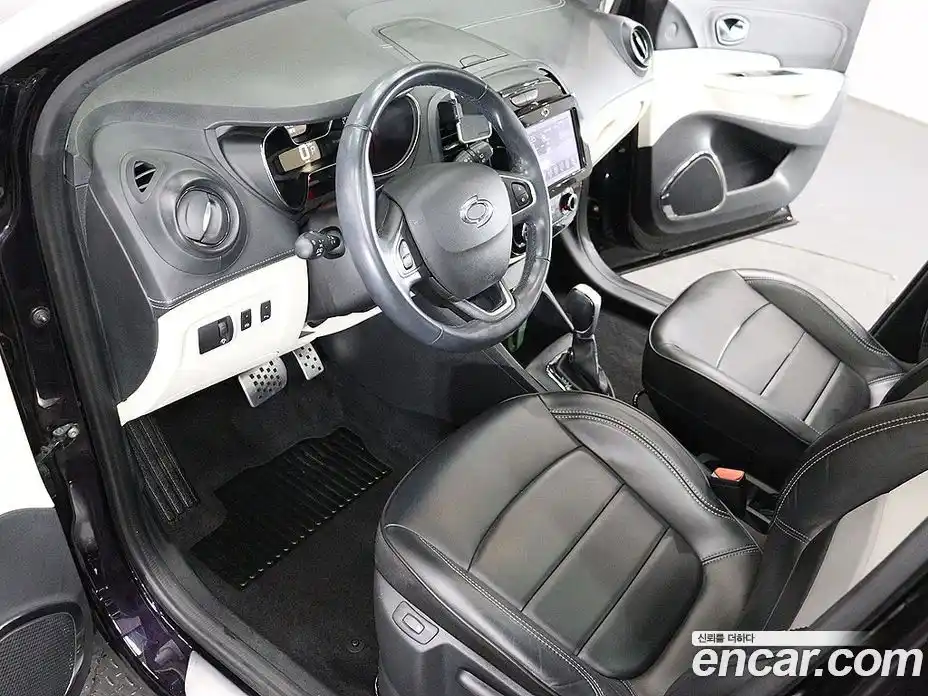 Renault QM3 2019 1.5 Автомат в Москве № 185739, фото 10