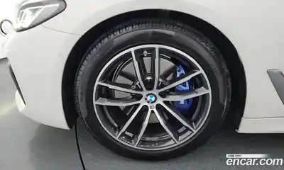 BMW 5-Series 2023 2.0 Автомат в Москве № 187406, миниатюра 11