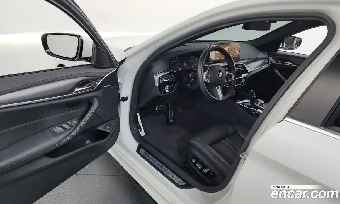 BMW 5-Series 2023 2.0 Автомат в Москве № 187406, фото 17