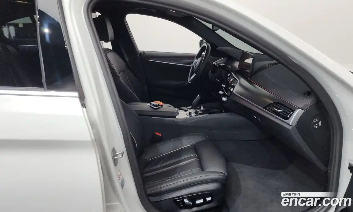 BMW 5-Series 2023 2.0 Автомат в Москве № 187406, фото 19