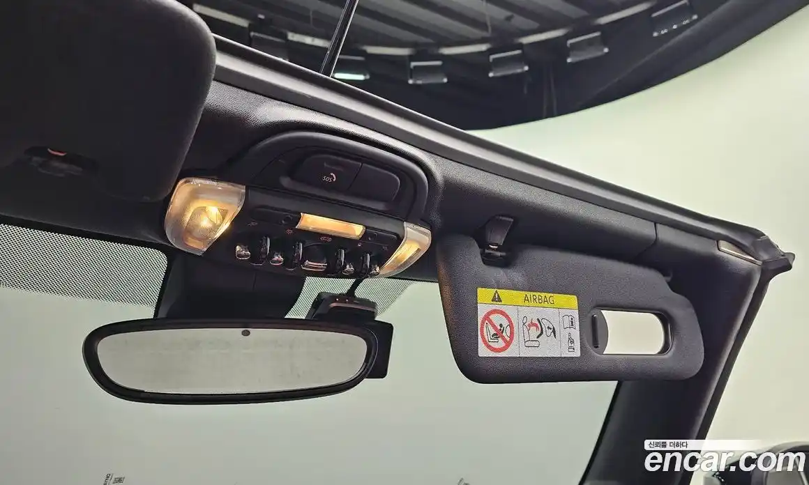 Mini Cooper Convertible 2024 2.0 Автомат в Москве № 188313, фото 12