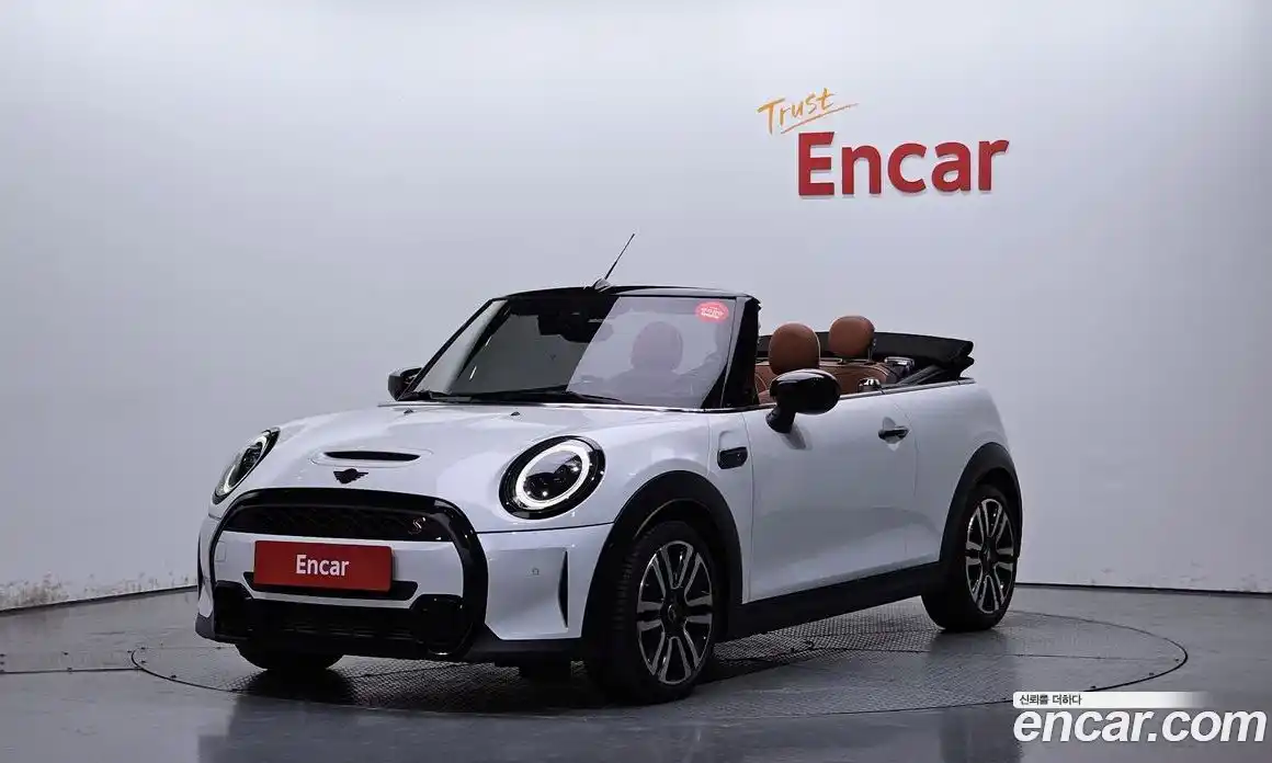 Mini Cooper Convertible 2024 2.0 Автомат в Москве № 188313, фото 13