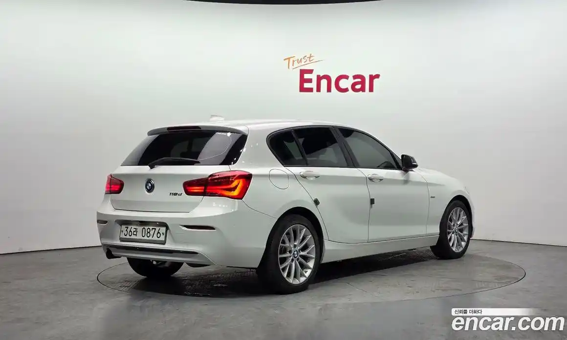 BMW 1-Series 2016 2.0 Автомат в Москве № 193215, фото 20