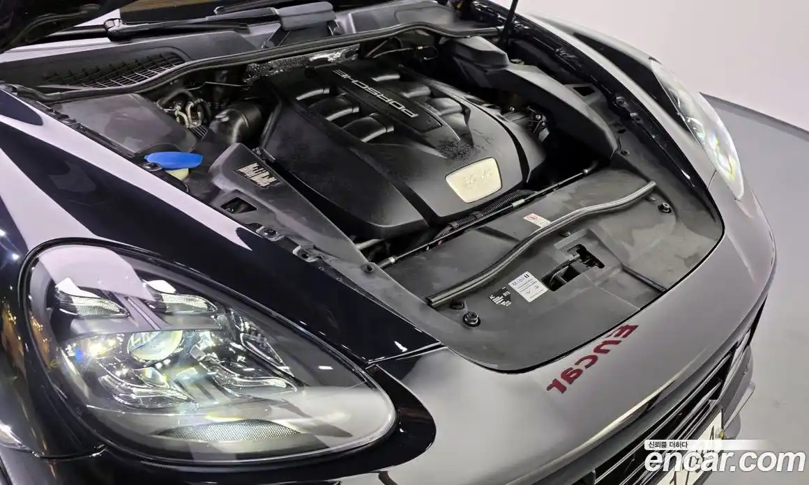 Porsche Cayenne 2013 3.0 Автомат в Москве № 193530, фото 6