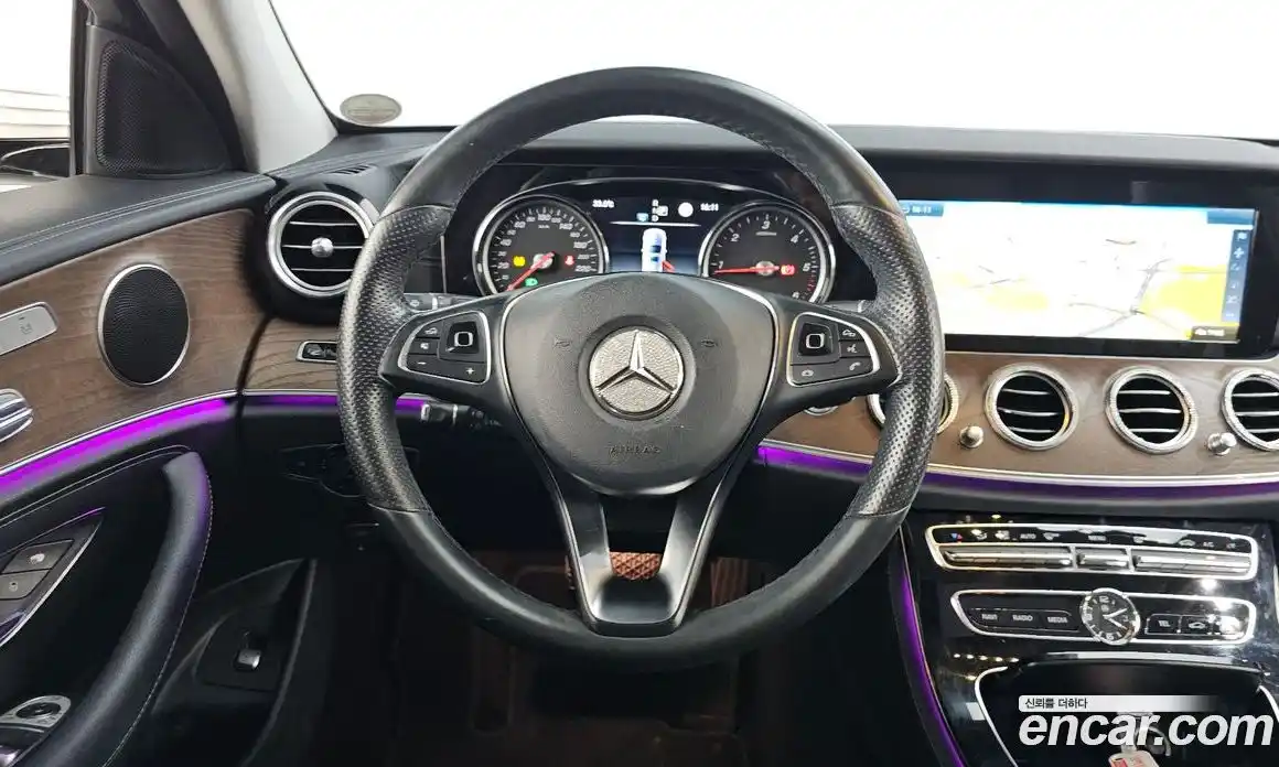 Mercedes-Benz E-Class 2017 1.9 Автомат в Москве № 194160, фото 13