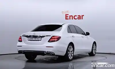 Mercedes-Benz E-Class 2017 1.9 Автомат в Москве № 194160, миниатюра 2