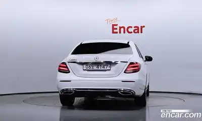 Mercedes-Benz E-Class 2017 1.9 Автомат в Москве № 194160, миниатюра 4