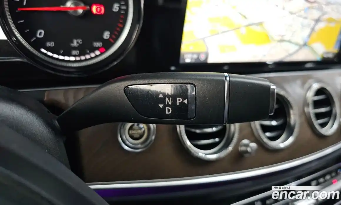 Mercedes-Benz E-Class 2017 1.9 Автомат в Москве № 194160, фото 9