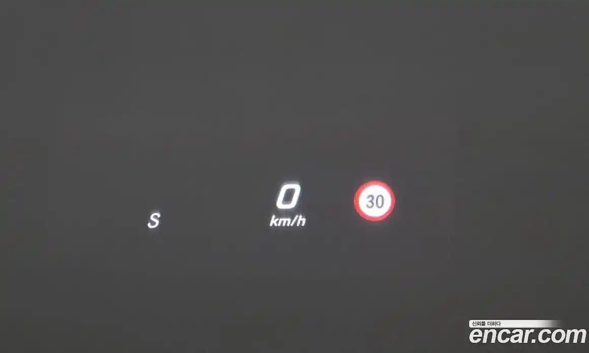 Mercedes-Benz E-Class 2017 2.0 Автомат в Москве № 195536, фото 14