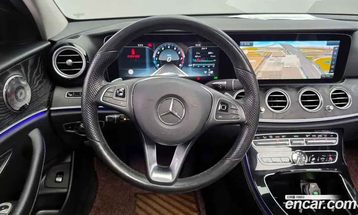 Mercedes-Benz E-Class 2017 2.0 Автомат в Москве № 195536, фото 17