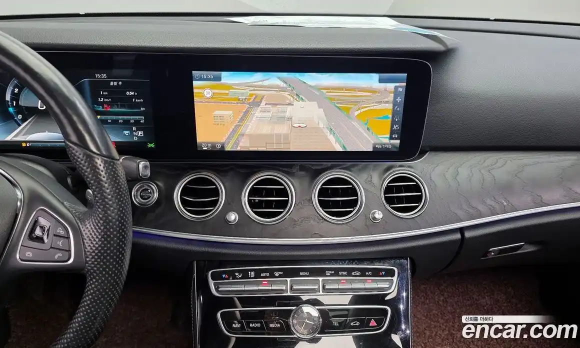 Mercedes-Benz E-Class 2017 2.0 Автомат в Москве № 195536, фото 6