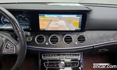 Mercedes-Benz E-Class 2017 2.0 Автомат в Москве № 195536, миниатюра 6