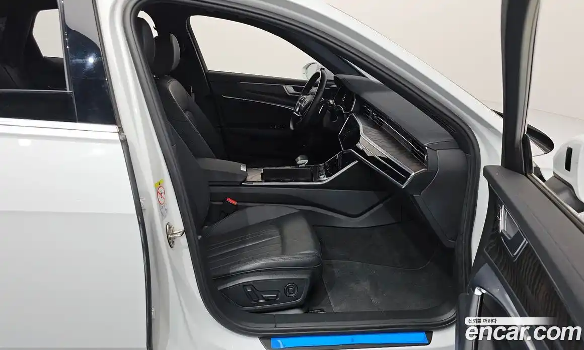 Audi A6 2021 2.0 Автомат в Москве № 196127, фото 20