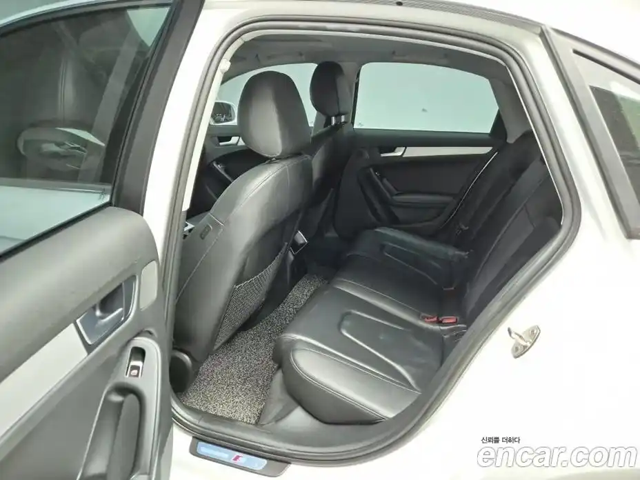 Audi A4 2015 2.0 Автомат в Москве № 196852, фото 12