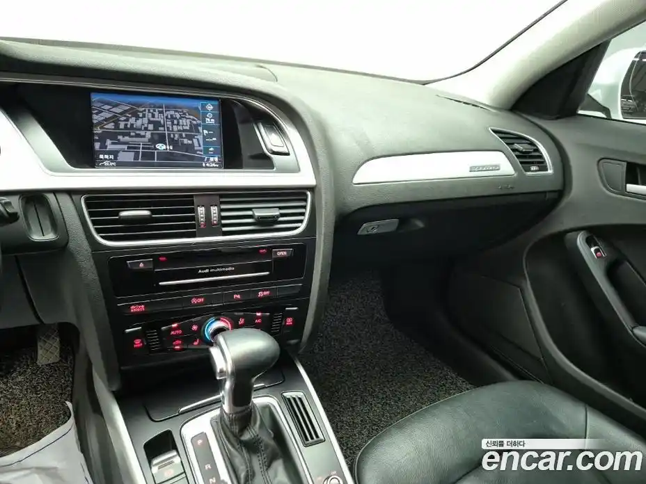 Audi A4 2015 2.0 Автомат в Москве № 196852, фото 10