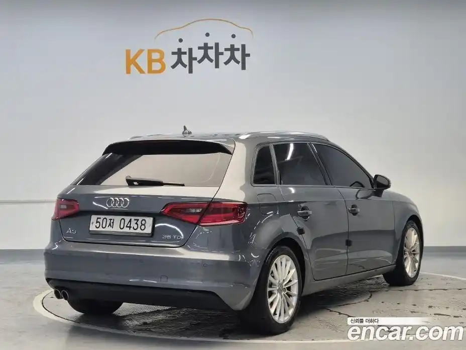 Audi A3 2016 2.0 Автомат в Москве № 196903, фото 3