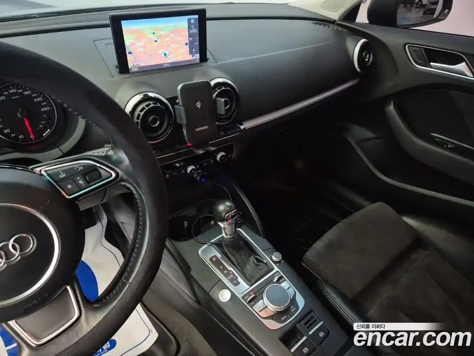 Audi A3 2016 2.0 Автомат в Москве № 196903, фото 8