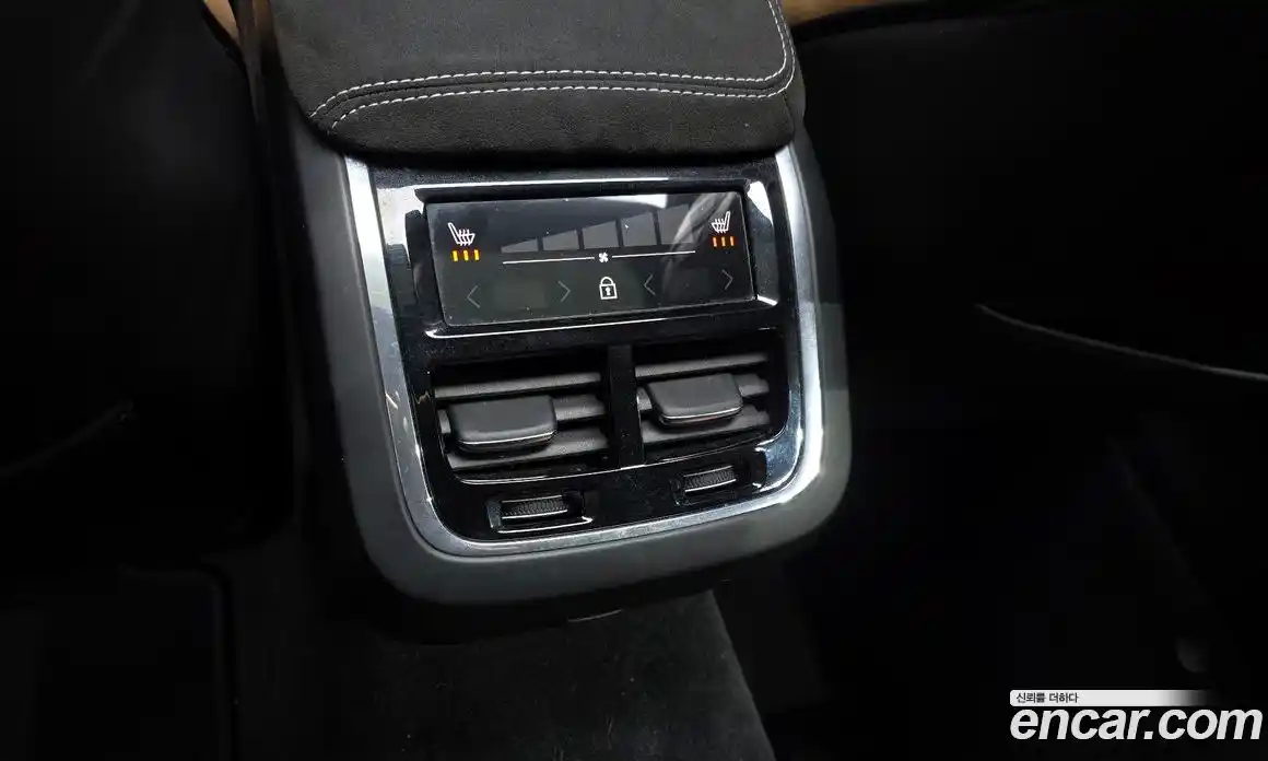 Volvo V60 2021 2.0 Автомат в Москве № 196917, фото 19