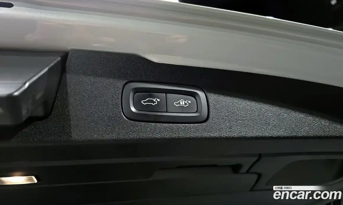 Volvo V60 2021 2.0 Автомат в Москве № 196917, фото 20