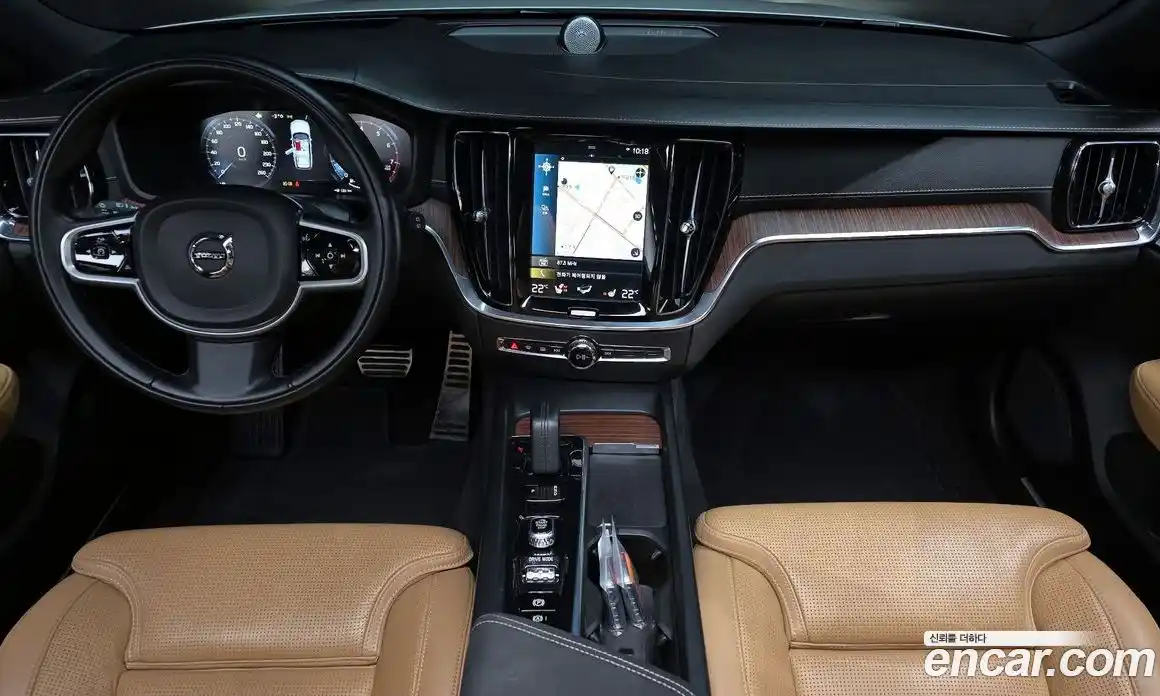 Volvo V60 2021 2.0 Автомат в Москве № 196917, фото 7