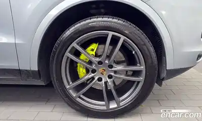 Porsche Cayenne 2021 3.0 Автомат в Москве № 197427, миниатюра 11