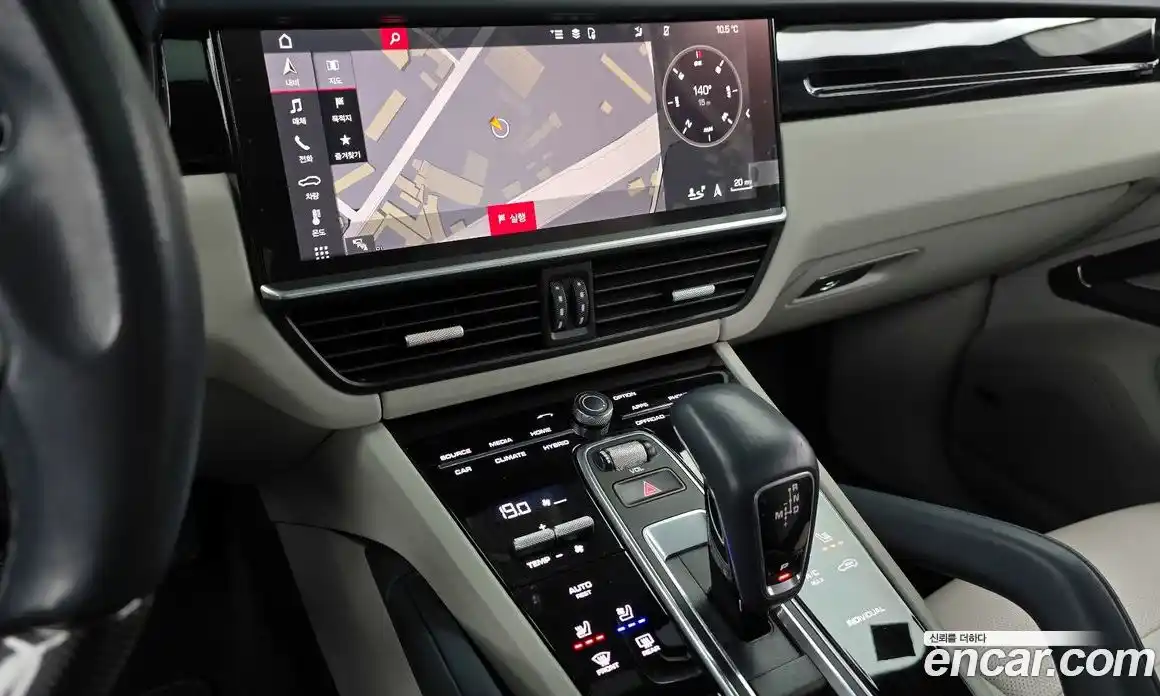 Porsche Cayenne 2021 3.0 Автомат в Москве № 197427, фото 14