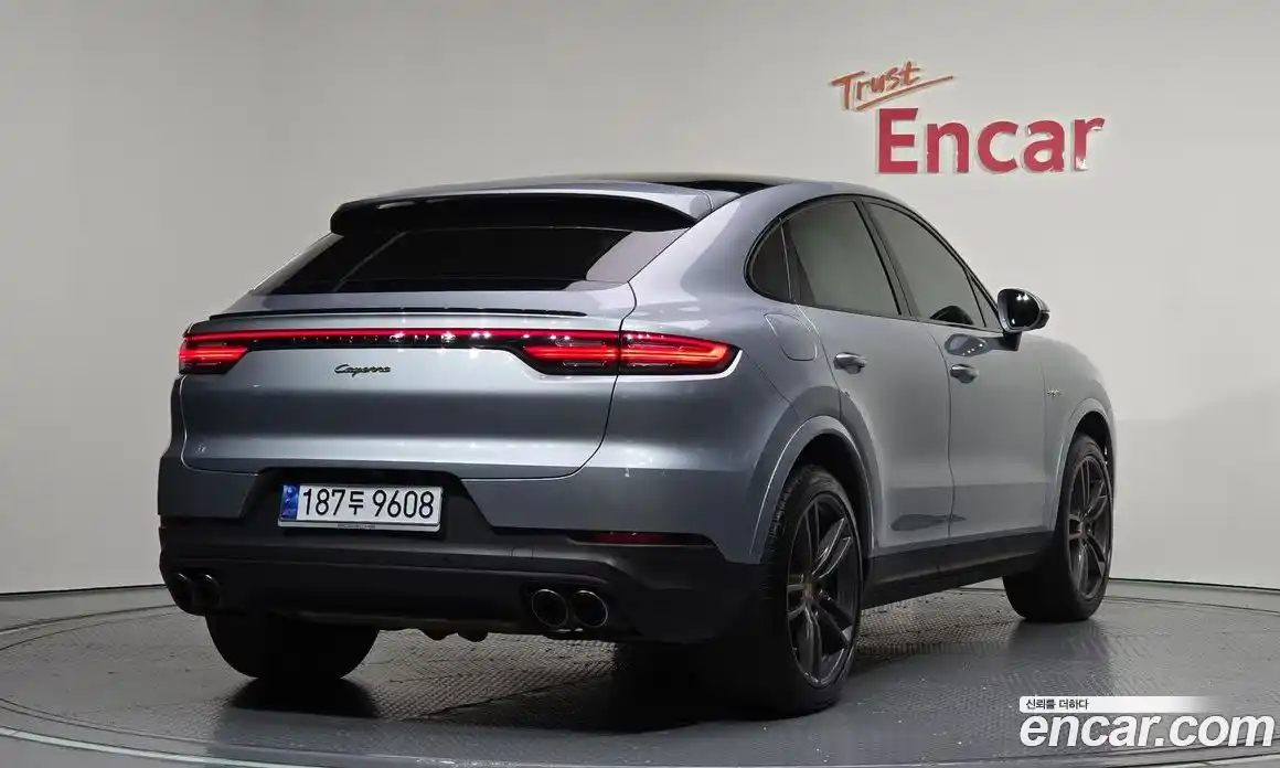 Porsche Cayenne 2021 3.0 Автомат в Москве № 197427, фото 16