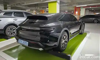 Porsche Taycan 2025 0.1 Автомат в Москве № 197716, миниатюра 3