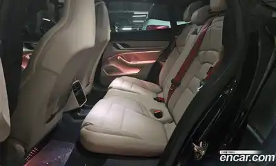 Porsche Taycan 2025 0.1 Автомат в Москве № 197716, миниатюра 6