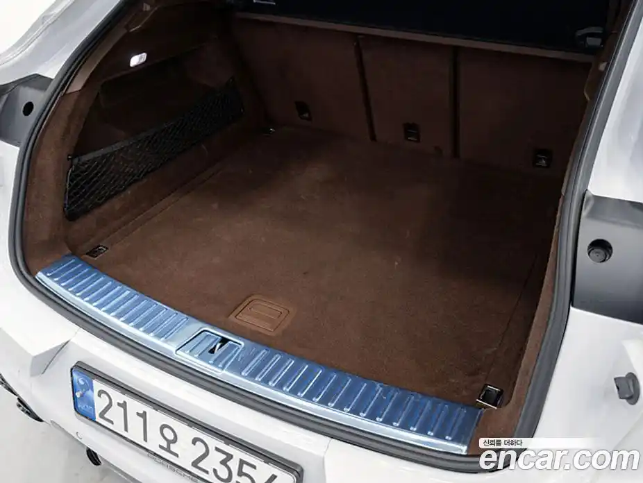 Porsche Cayenne 2023 3.0 Автомат в Москве № 197896, фото 14