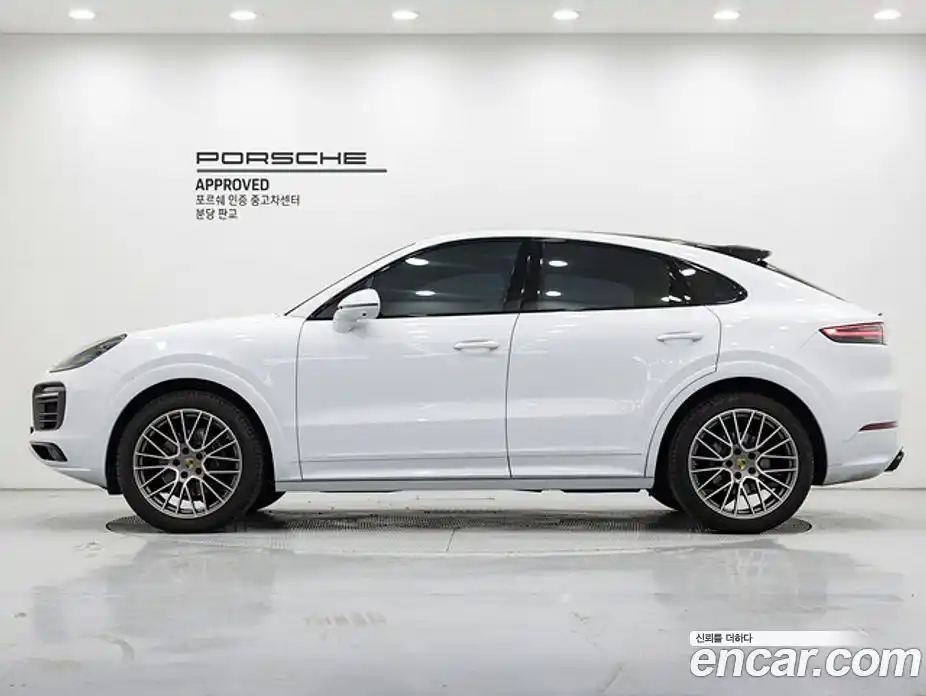 Porsche Cayenne 2023 3.0 Автомат в Москве № 197896, фото 6