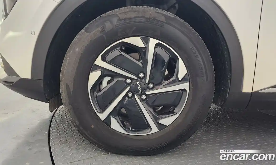 Kia Sportage 2024 1.6 Автомат в Москве № 19828, фото 17