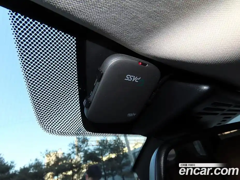 Land Rover Discovery Sport 2018 2.0 Автомат в Москве № 198291, фото 15