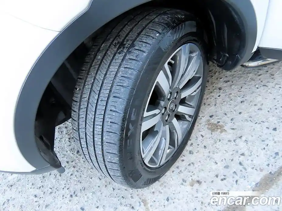 Land Rover Discovery Sport 2018 2.0 Автомат в Москве № 198291, фото 20