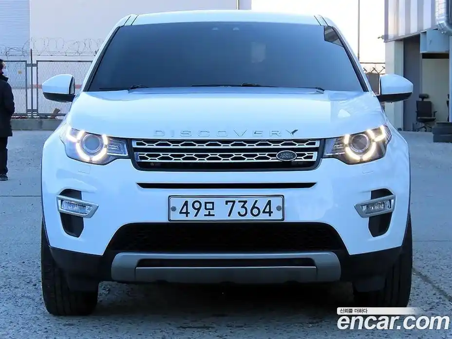 Land Rover Discovery Sport 2018 2.0 Автомат в Москве № 198291, фото 2