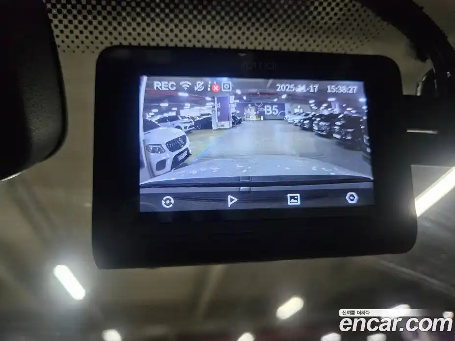 Volkswagen Tiguan 2015 2.0 Автомат в Москве № 199333, фото 16