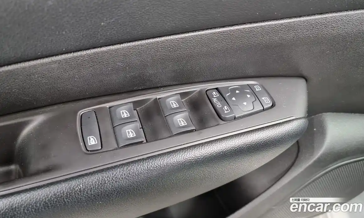 Renault SM6 2020 2.0 Автомат в Москве № 208654, фото 19