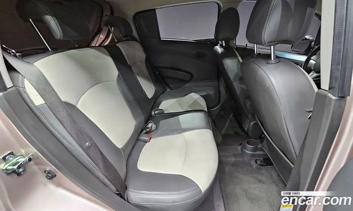 Chevrolet Spark 2012 1.0 Автомат в Москве № 20897, фото 19