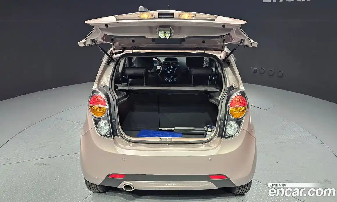 Chevrolet Spark 2012 1.0 Автомат в Москве № 20897, фото 3