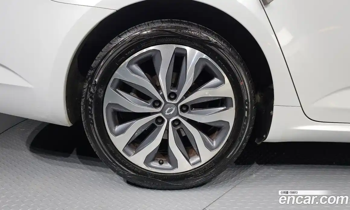 Renault SM6 2017 2.0 Автомат в Москве № 209347, фото 20