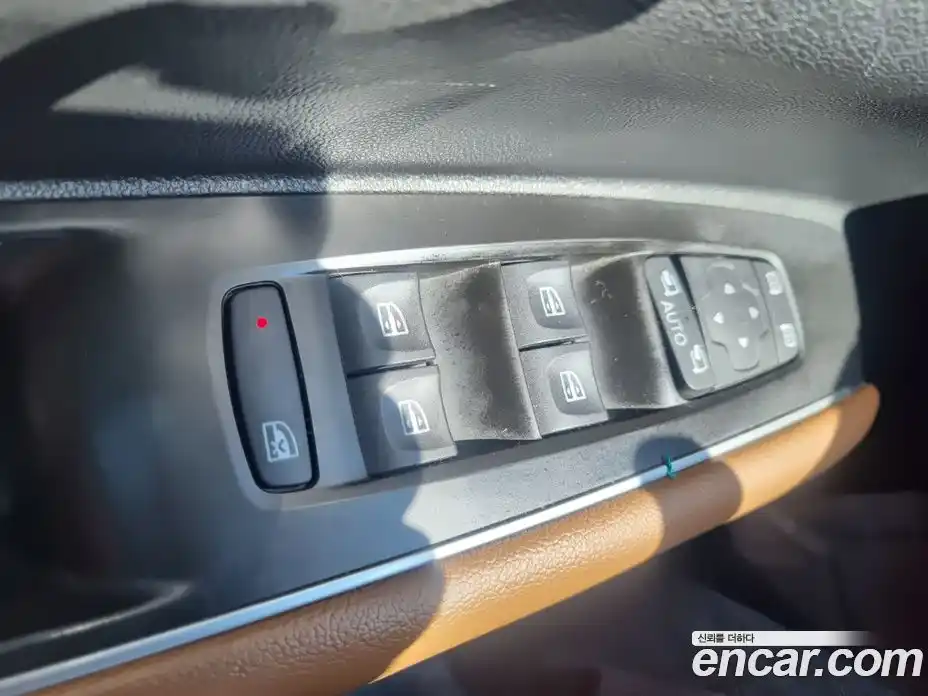 Renault QM6 2023 2.0 Автомат в Москве № 210070, фото 18