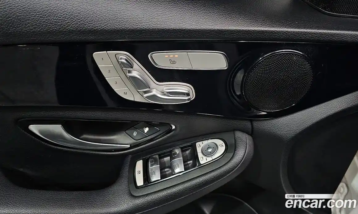 Mercedes-Benz C-Class 2016 2.0 Автомат в Москве № 211991, фото 20